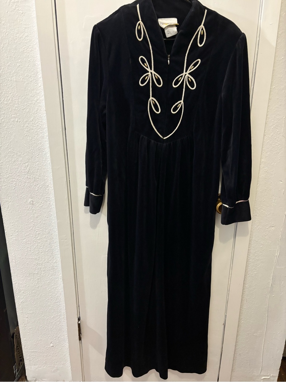 Hamilton Gold Black Loungewear Robe